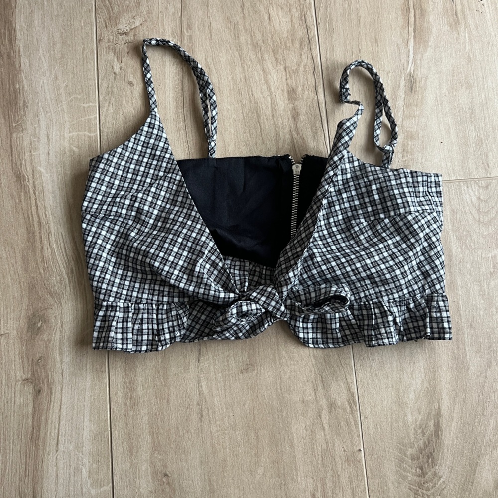 Princess Polly tie top